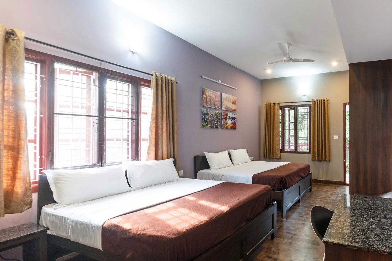 Karkera Comforts Hotel Madikeri Esterno foto