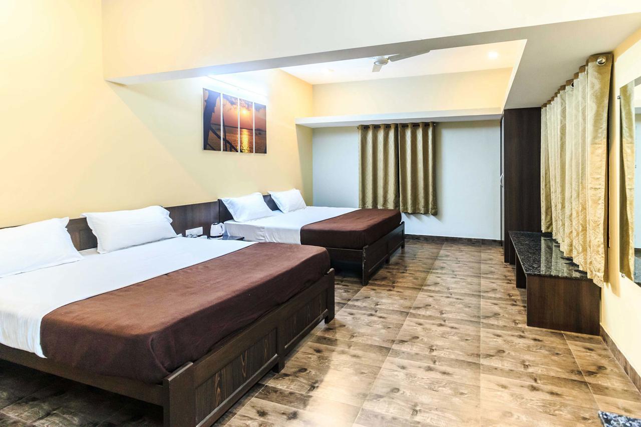 Karkera Comforts Hotel Madikeri Esterno foto